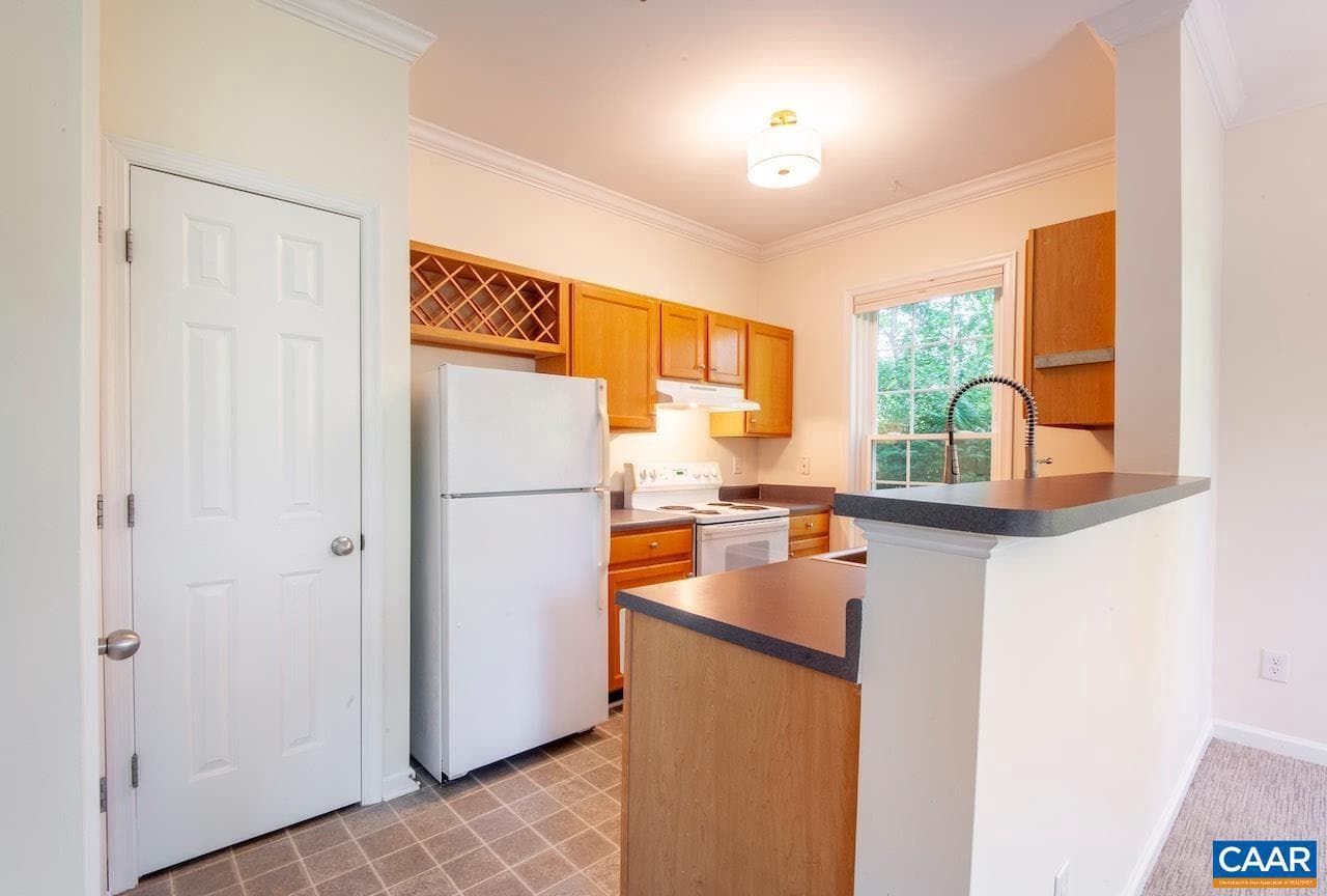 270 Riverbend Dr #1c photo 15