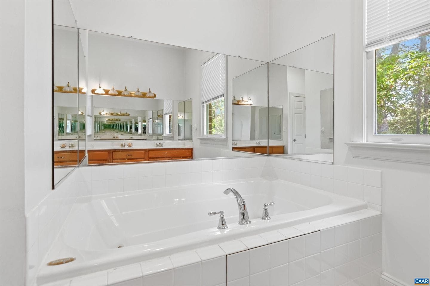 3182 Wallingford Ln photo 30
