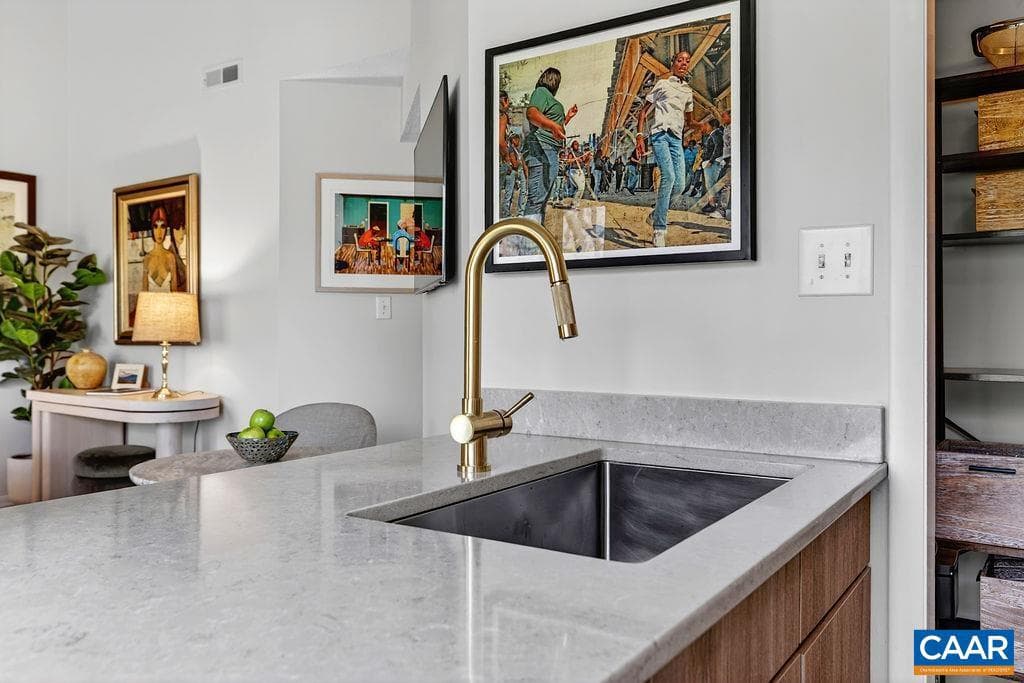 777 Laurelwood Condos photo 12