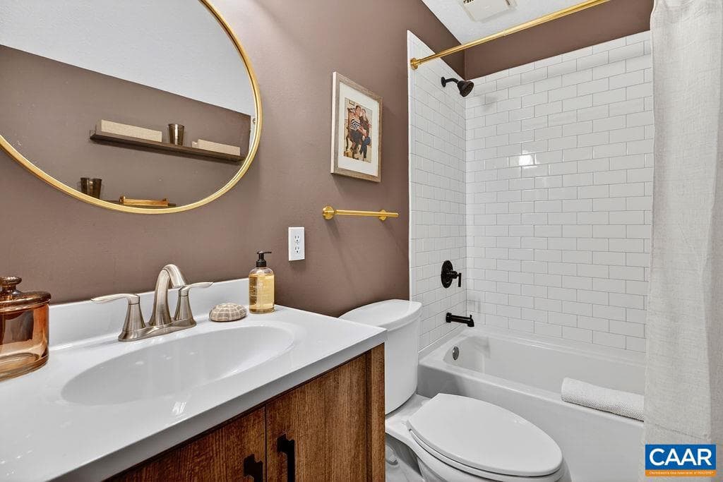 777 Laurelwood Condos photo 24