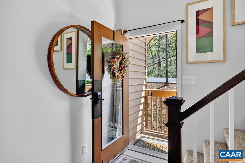 777 Laurelwood Condos photo 3