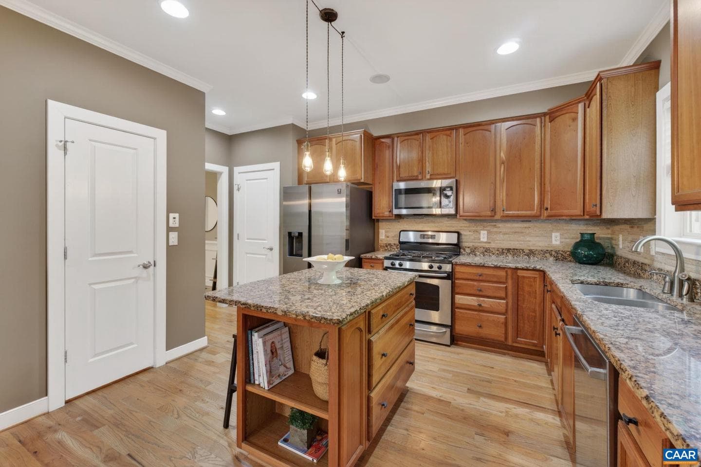 217 Brookwood Dr photo 21