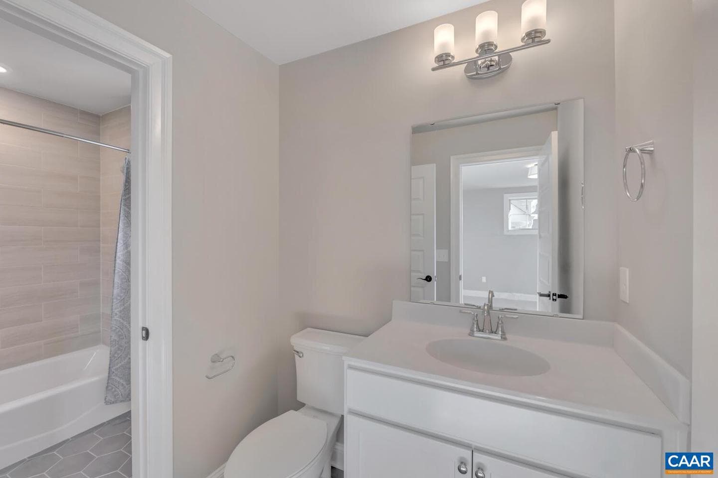 200 Odom Ct photo 34