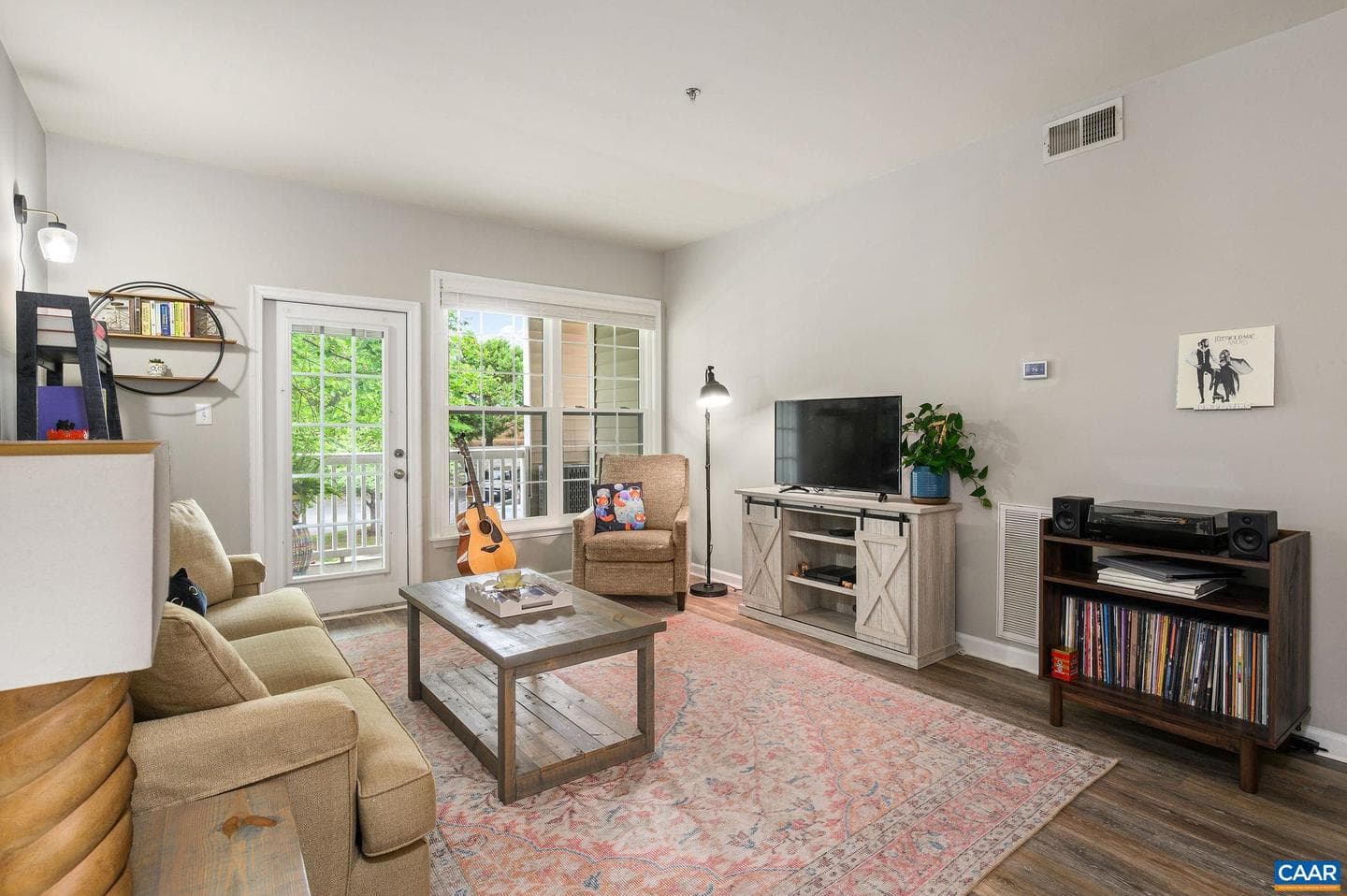 270 Riverbend Dr # 2E photo 3