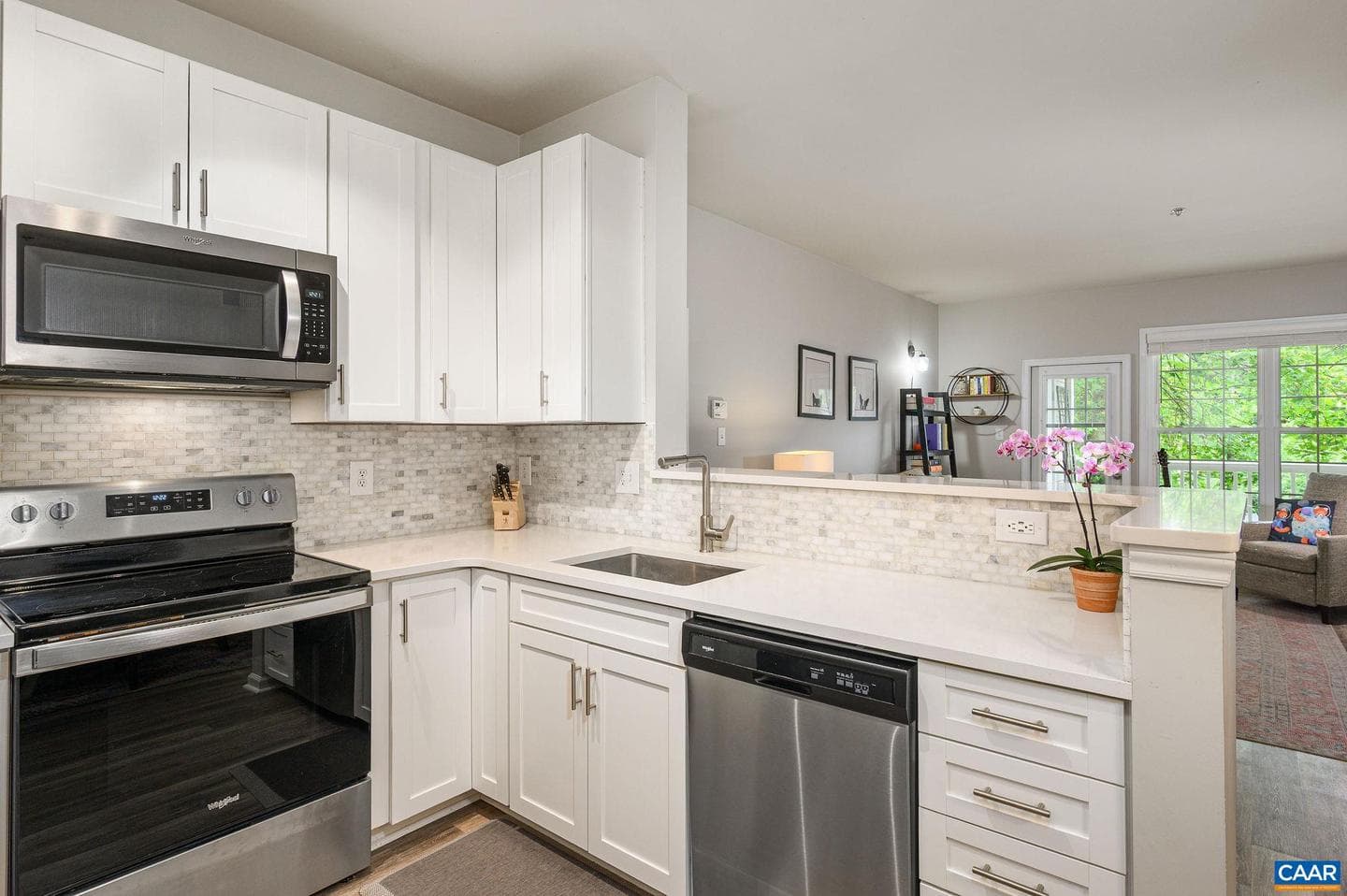 270 Riverbend Dr # 2E photo 7