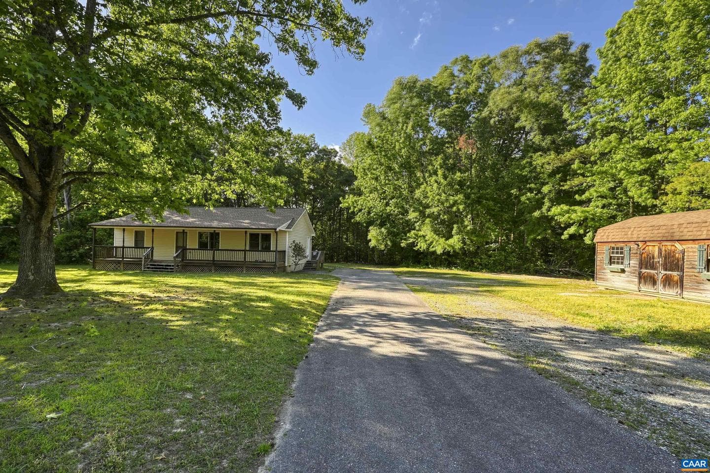 2445 Eastham Rd photo 2