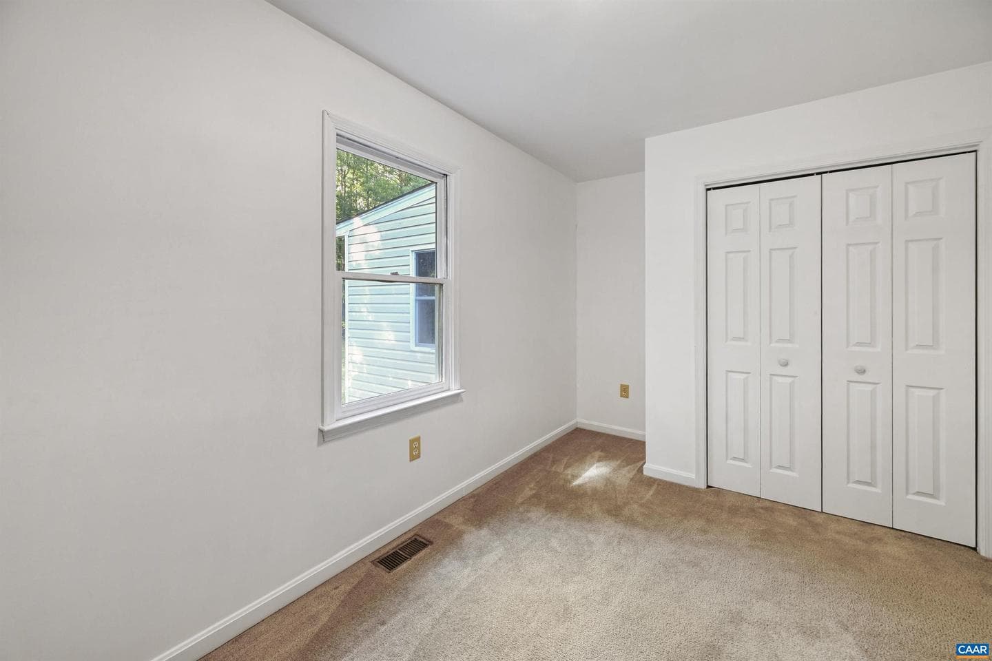 2445 Eastham Rd photo 28