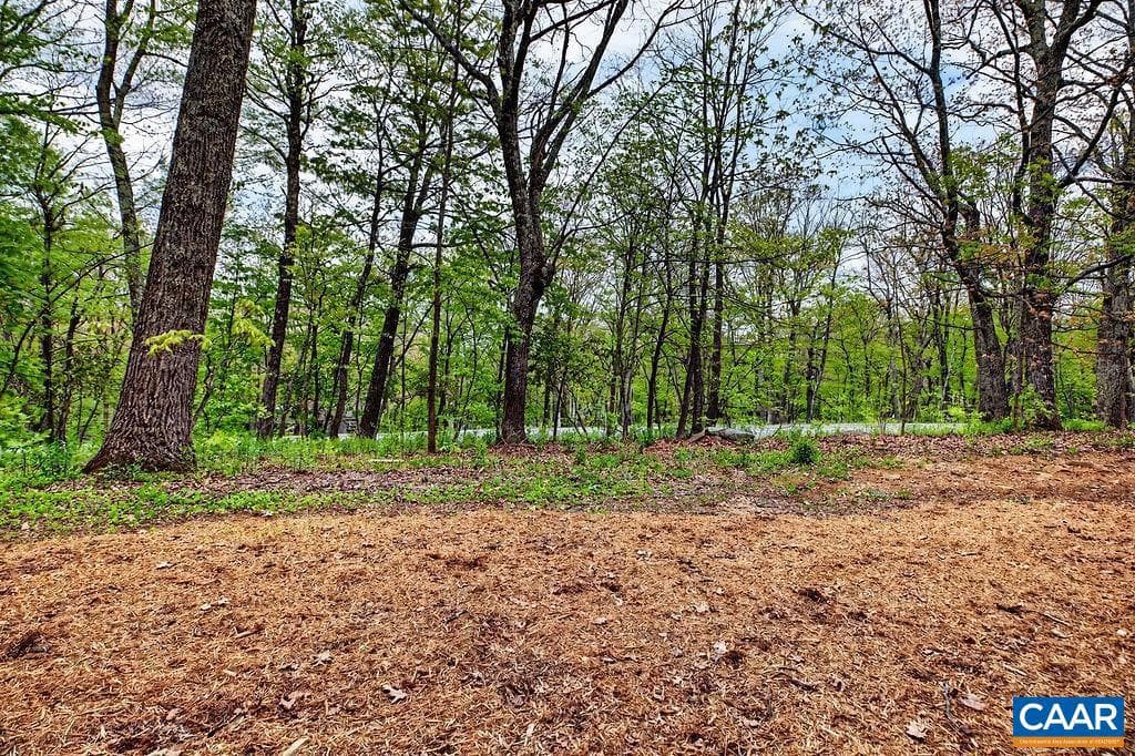 2231 Tanners Ridge Condos photo 6