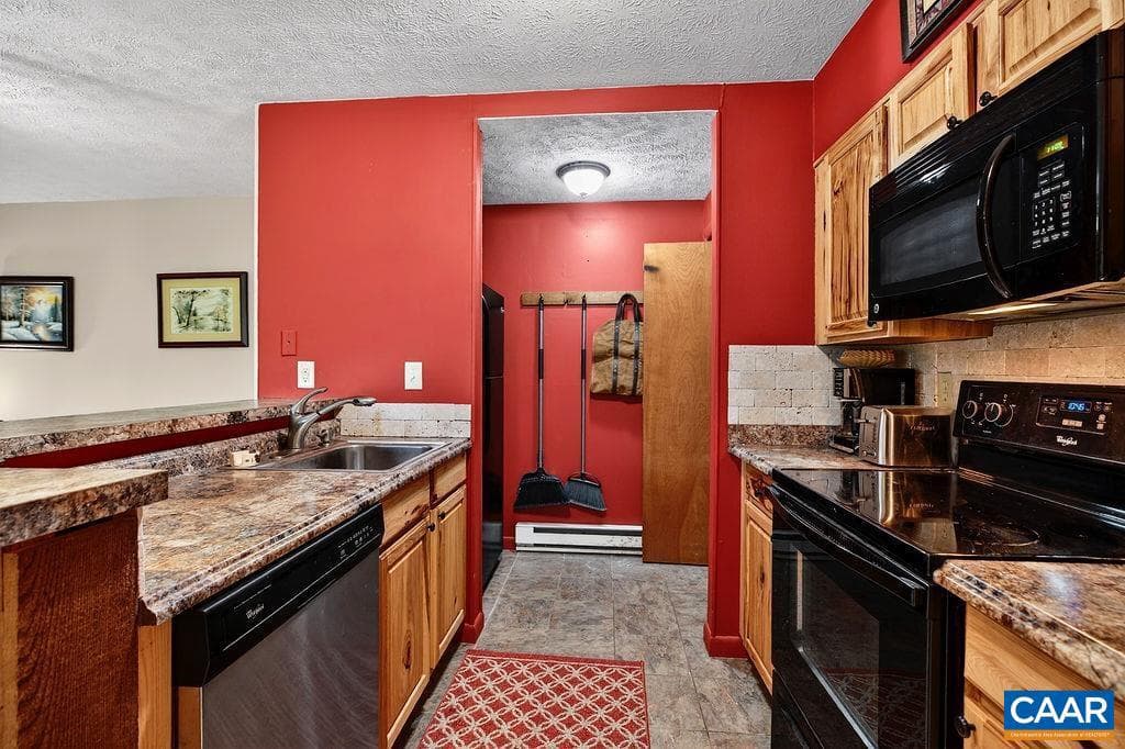 2231 Tanners Ridge Condos photo 8