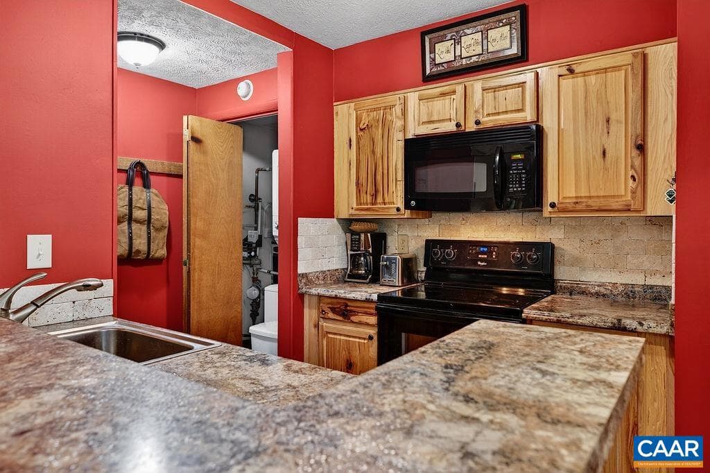 2231 Tanners Ridge Condos photo 9