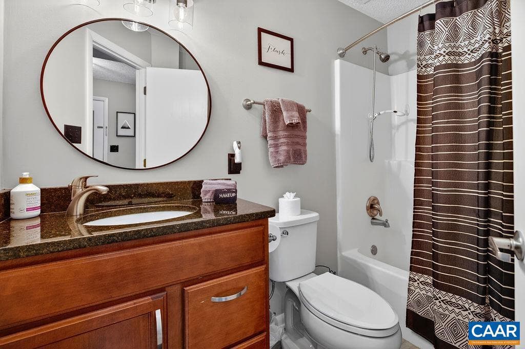 762 Laurelwood Condos photo 15
