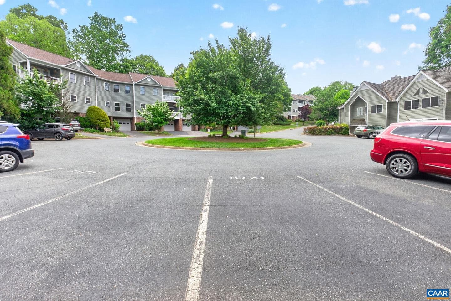 1270 Chatham Rdg photo 34