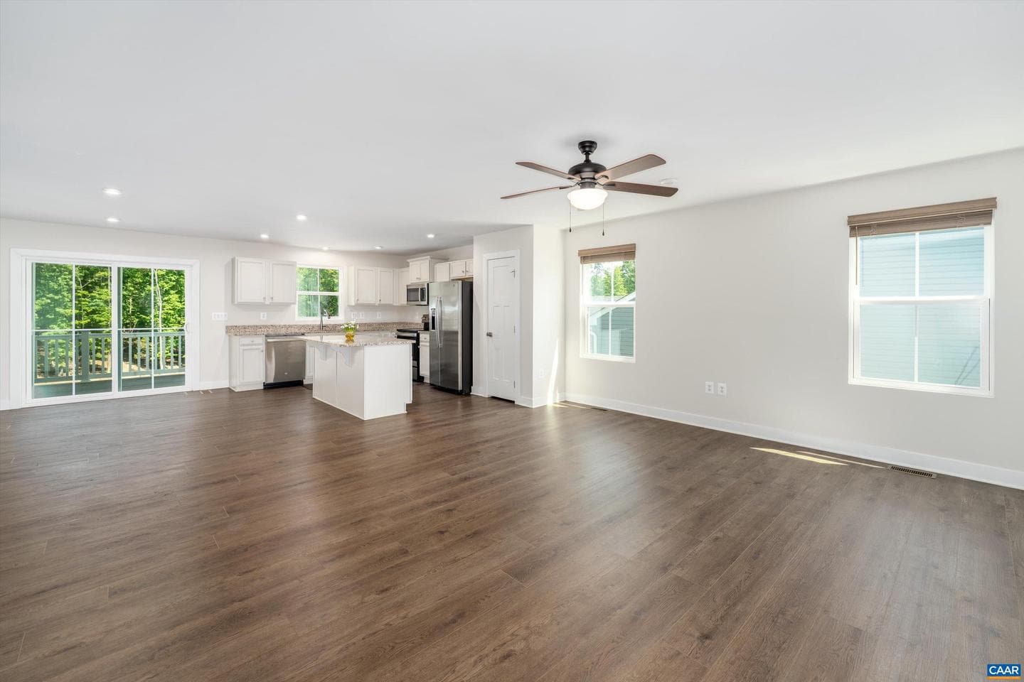 93 Archer Dr photo 11