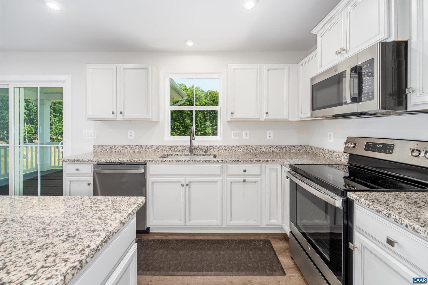 93 Archer Dr photo 18