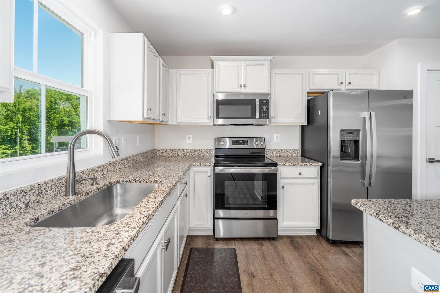 93 Archer Dr photo 21