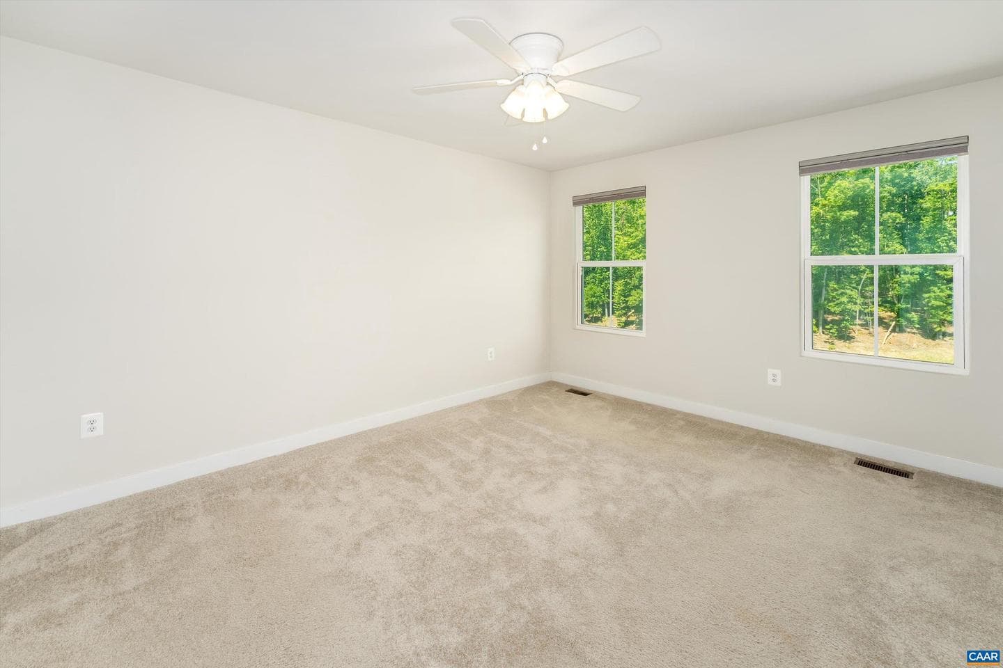 93 Archer Dr photo 27