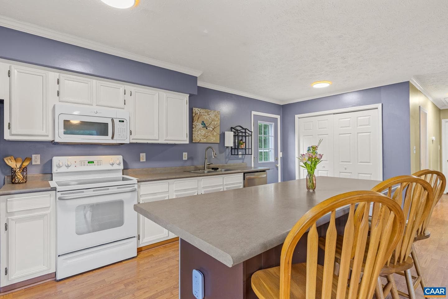 525 Jester Ln photo 14