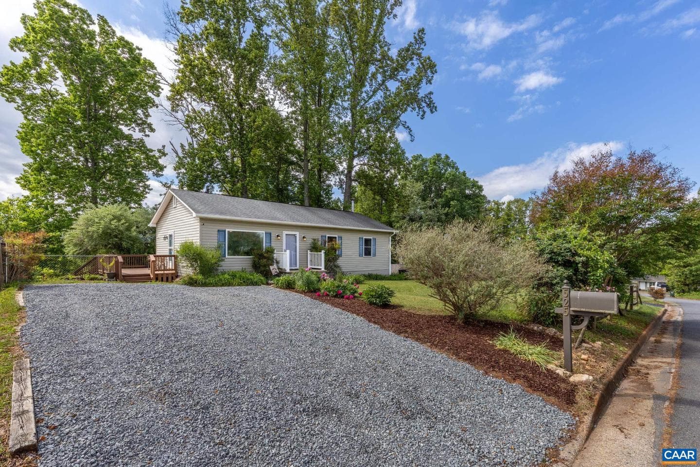 525 Jester Ln photo 37