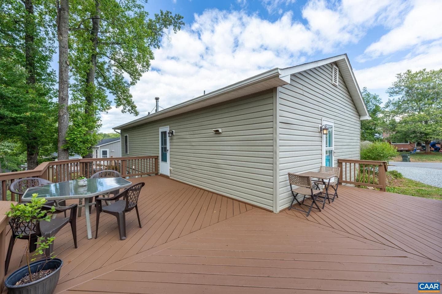 525 Jester Ln photo 41