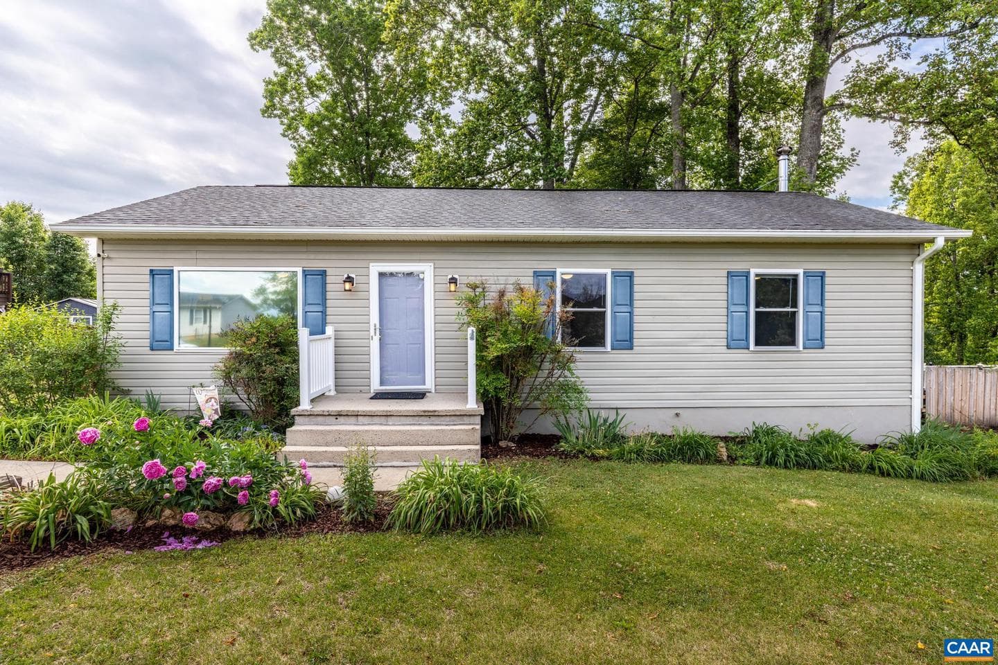 525 Jester Ln photo 5