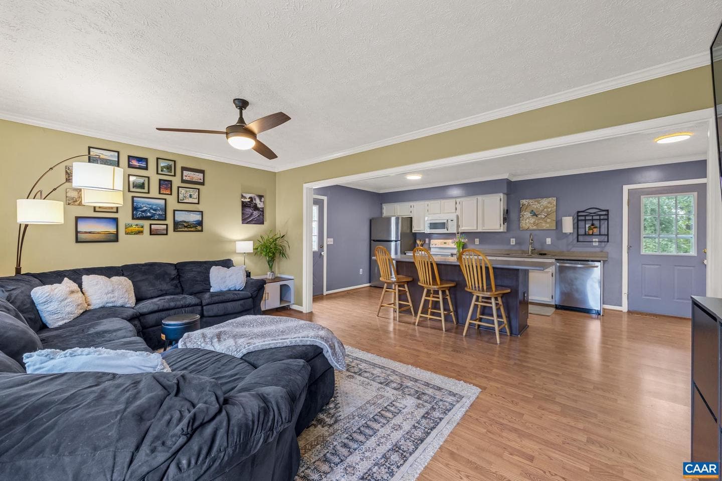 525 Jester Ln photo 8