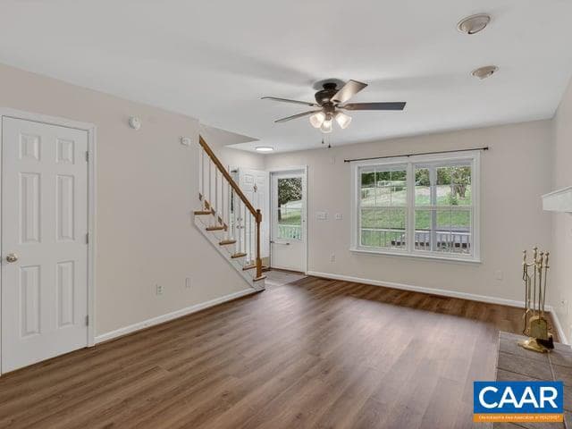 259 Spring Oaks Ln photo 5