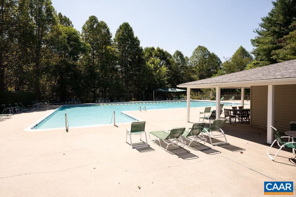 121 Sundrops Ct photo 24