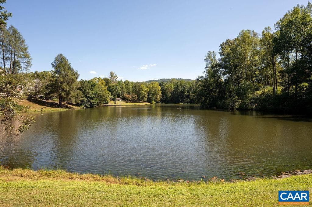 121 Sundrops Ct photo 26
