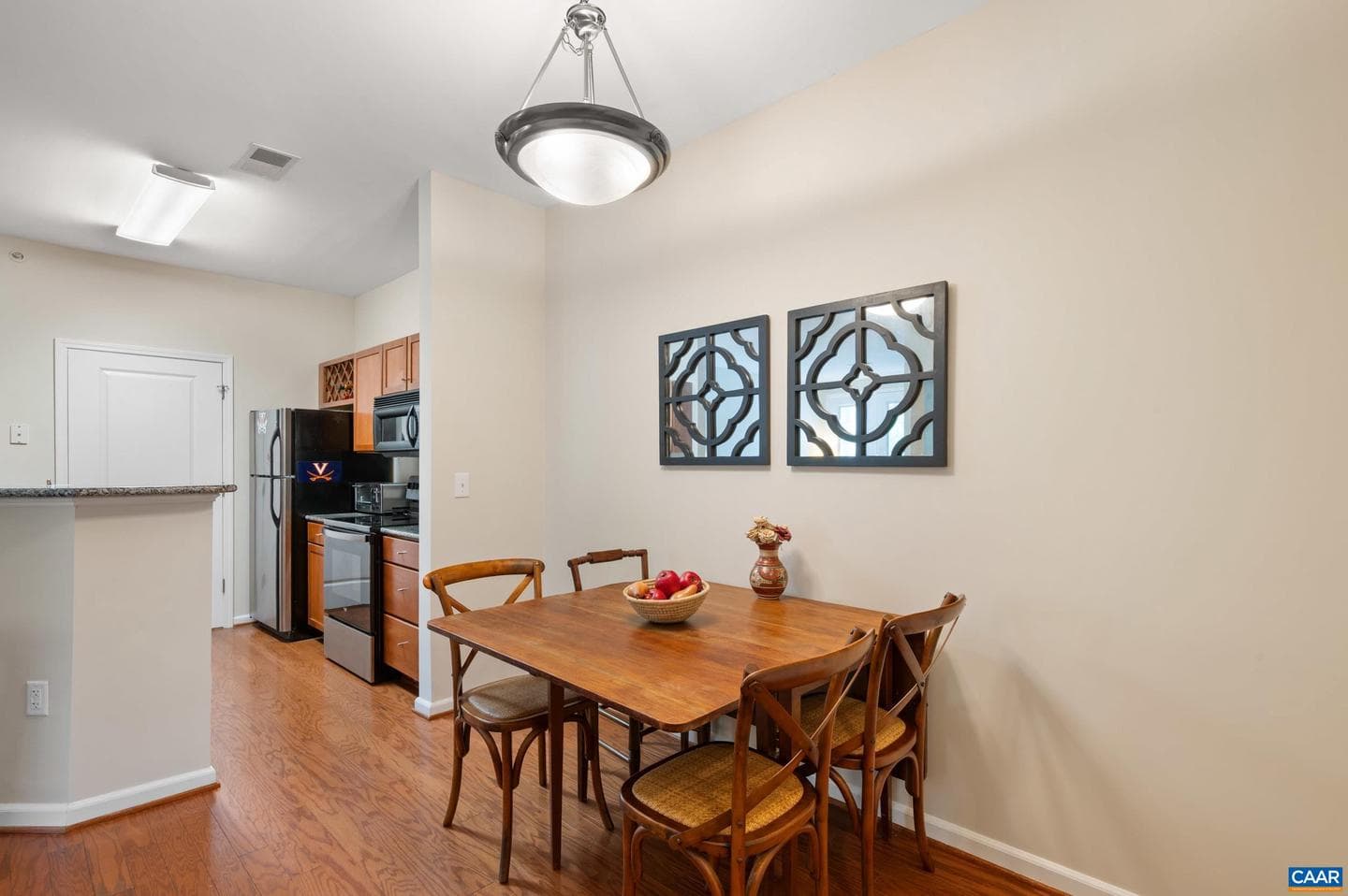 765 Walker Sq #2d photo 4