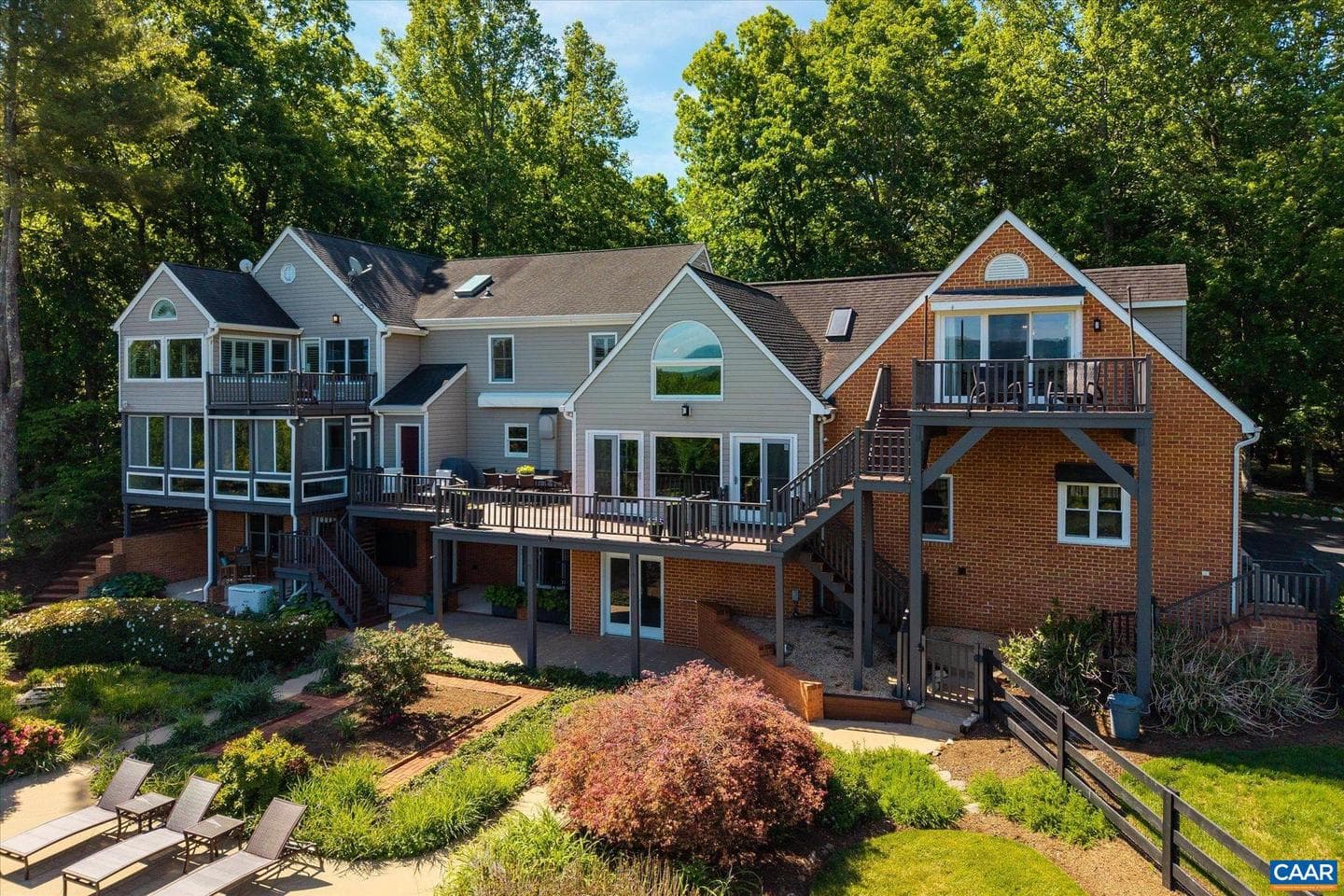 1141 Kingsway Rd photo 53