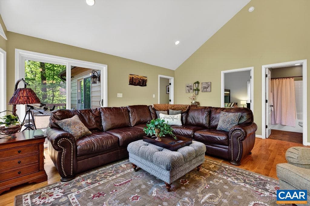 168 Shamokin Springs Trl photo 4
