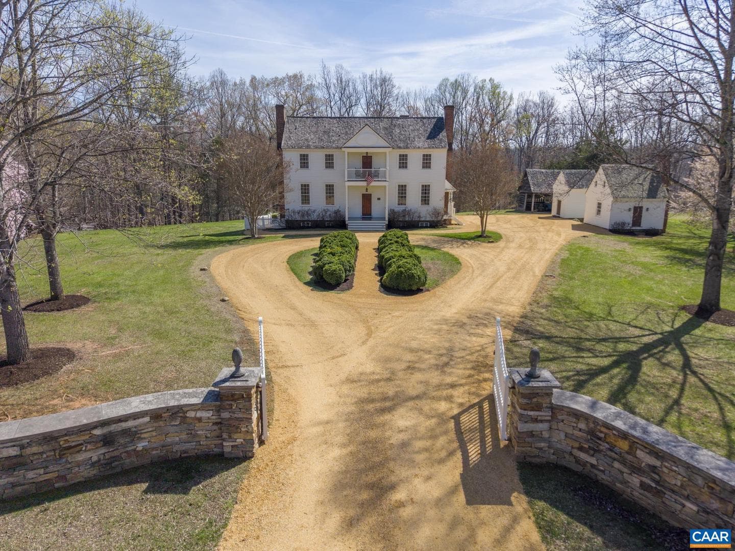 1651 Fox Hill Rd photo 1