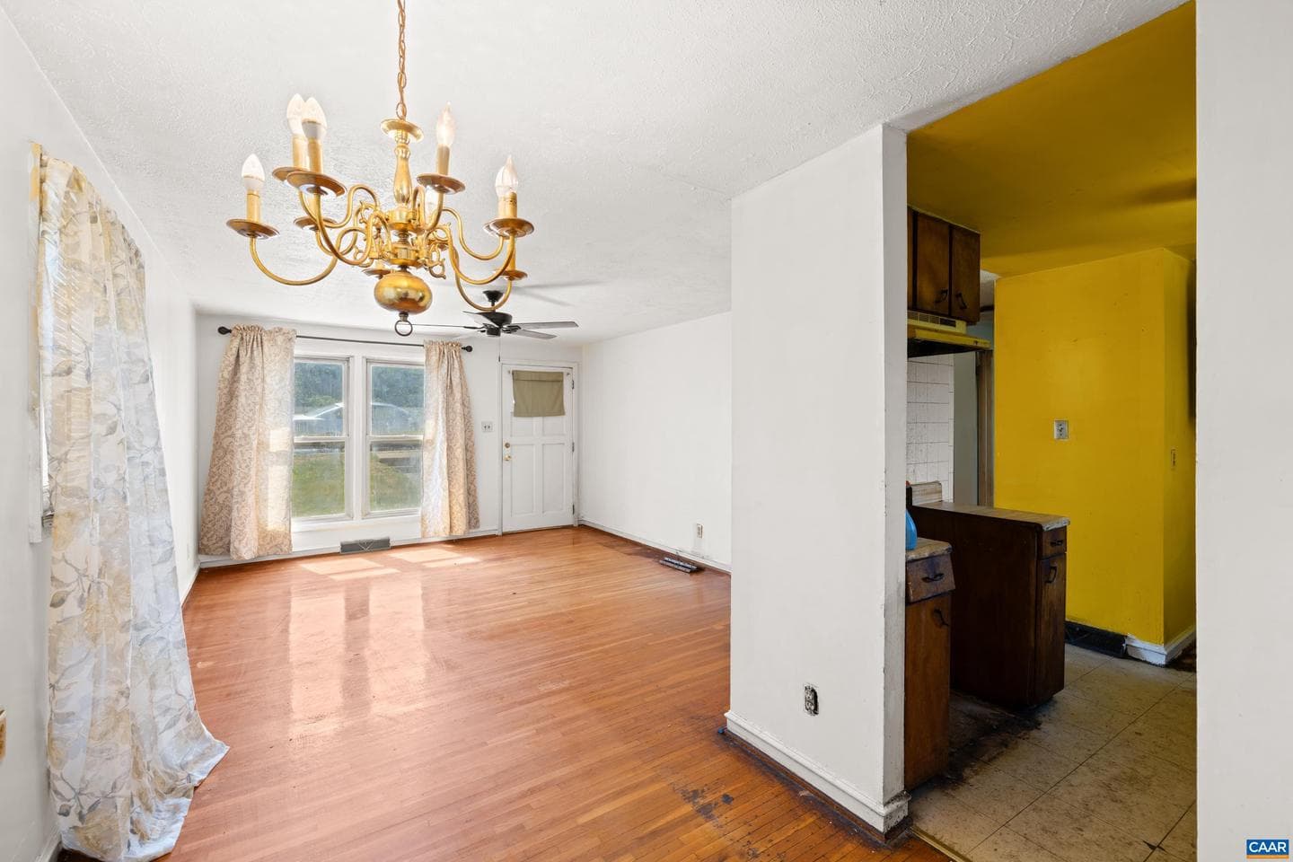 837 Ridge St photo 14