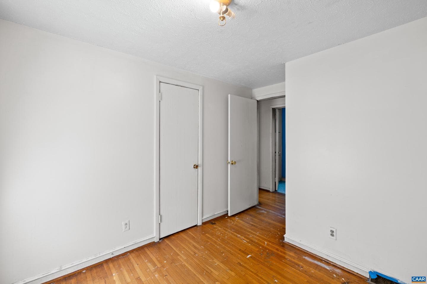 837 Ridge St photo 19