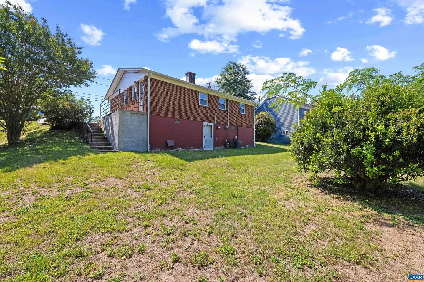 837 Ridge St photo 33