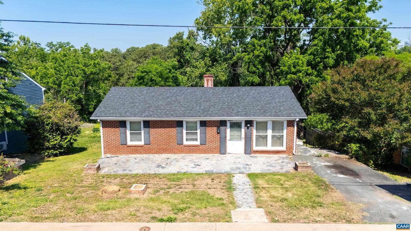 837 Ridge St photo 42