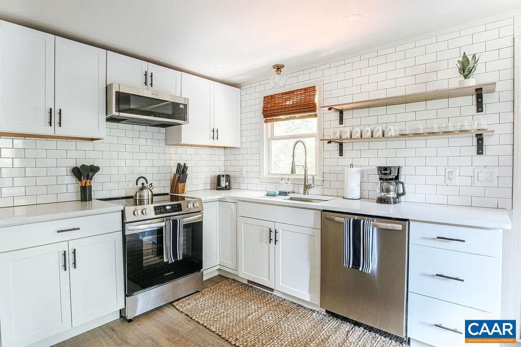 4770 Cove Garden Rd photo 6
