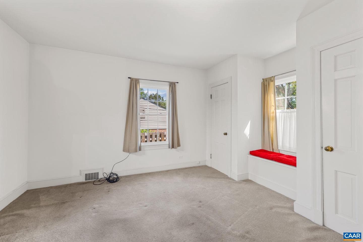 172 Landon Ln photo 10