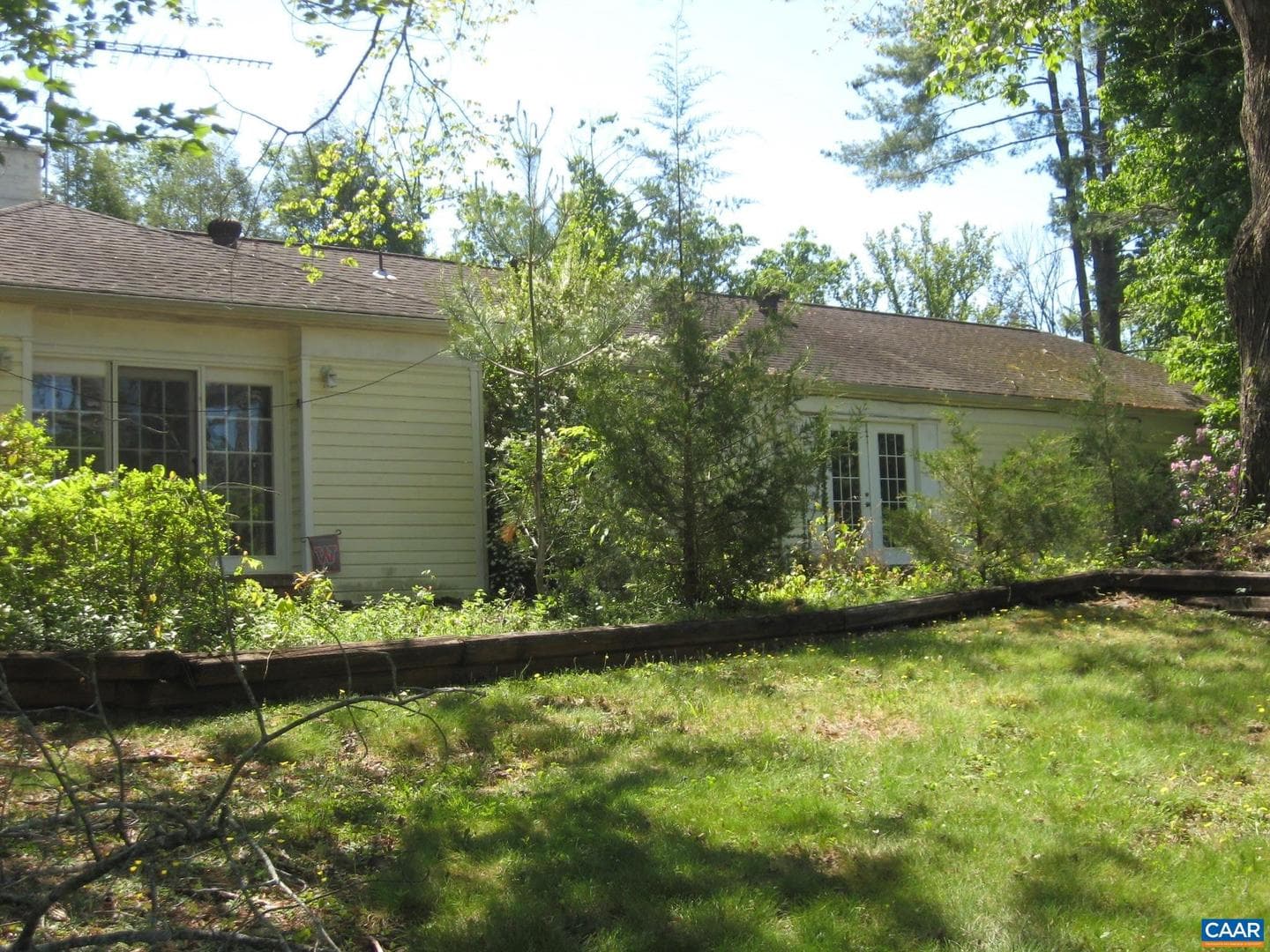 10460 Little Skyline Dr photo 3