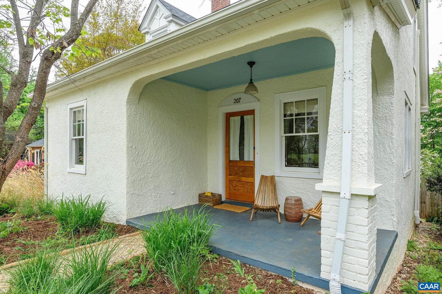 207 Todd Ave photo 2