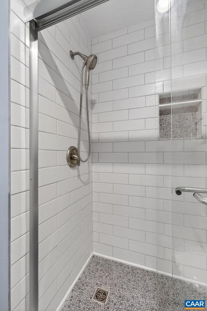 1511 Lake Forest Dr photo 20