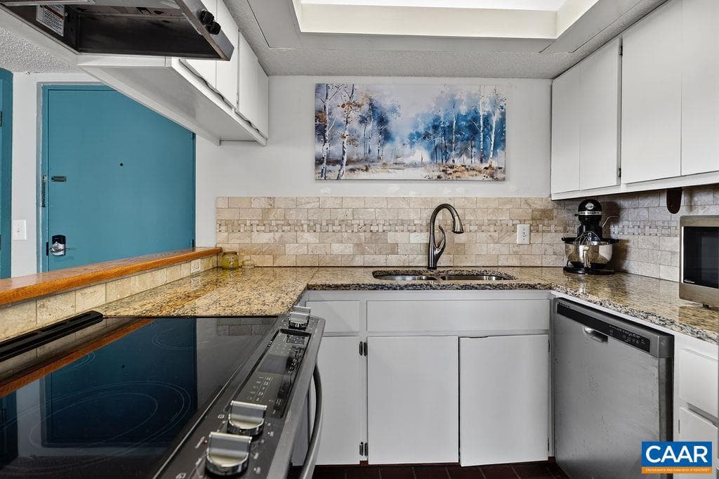 1418 Highlands Condos photo 14
