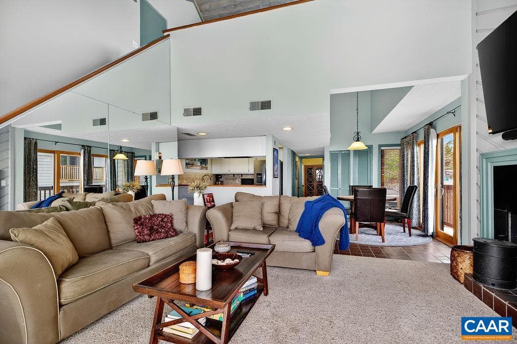 1418 Highlands Condos photo 6