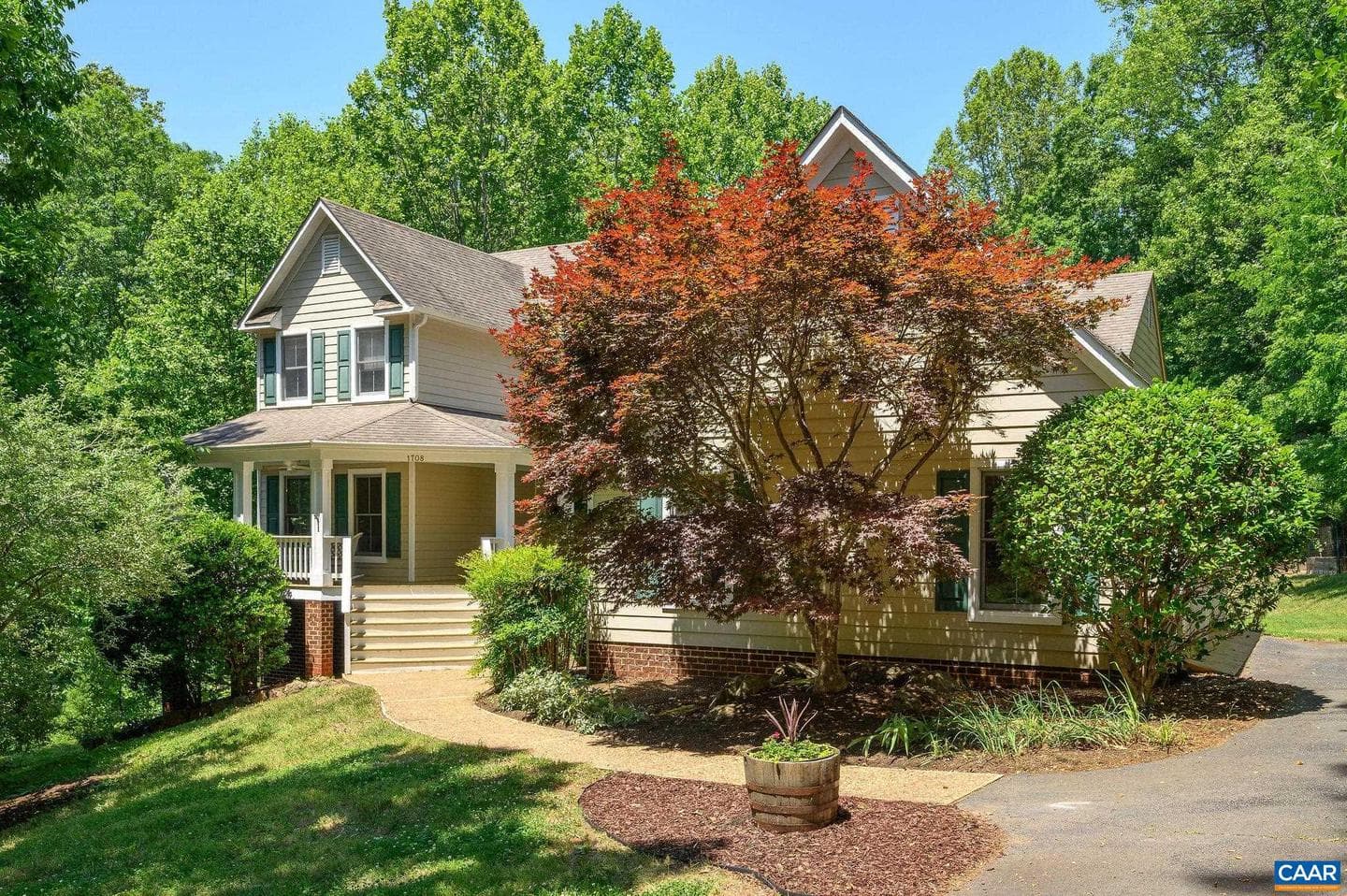 1708 Wright Ln
