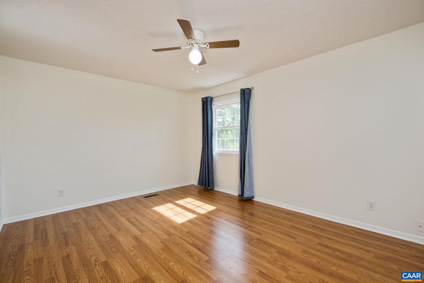 308 Carlton Rd #a photo 12