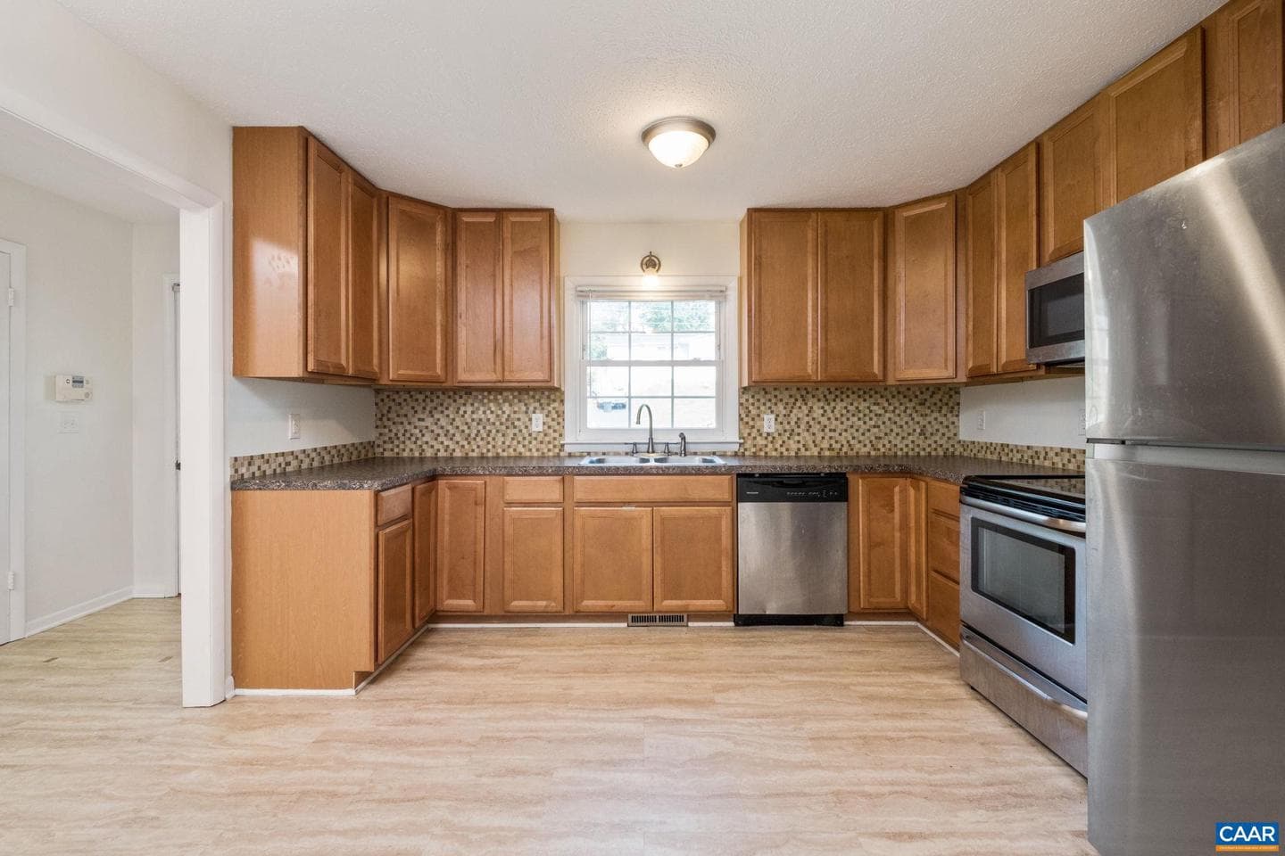 308 Carlton Rd #a photo 5