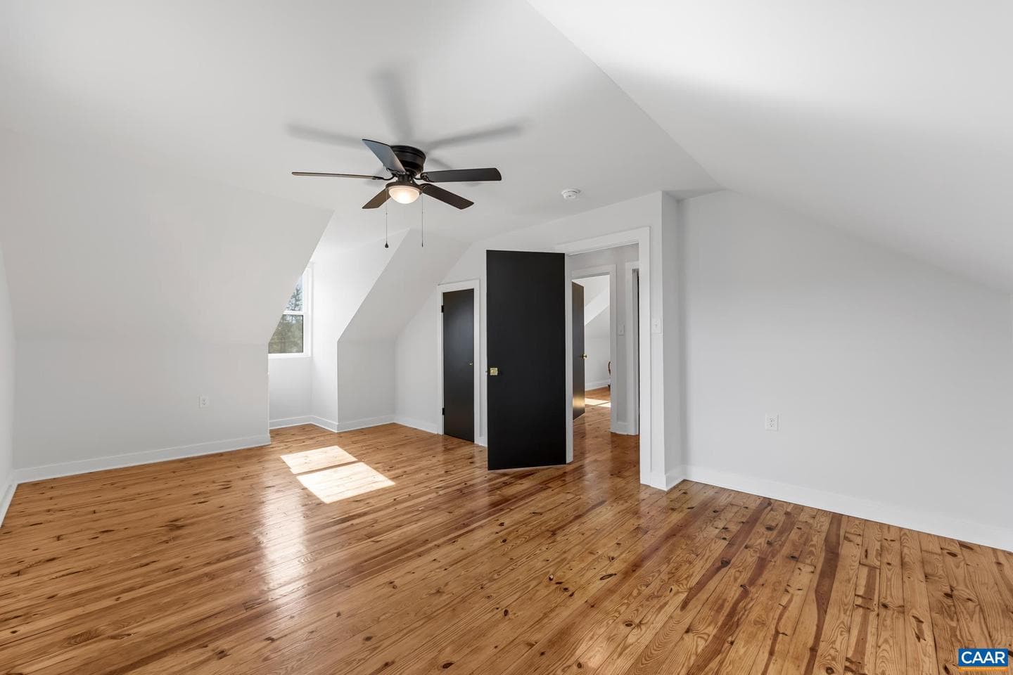 2733 Cedar Lane Rd photo 35