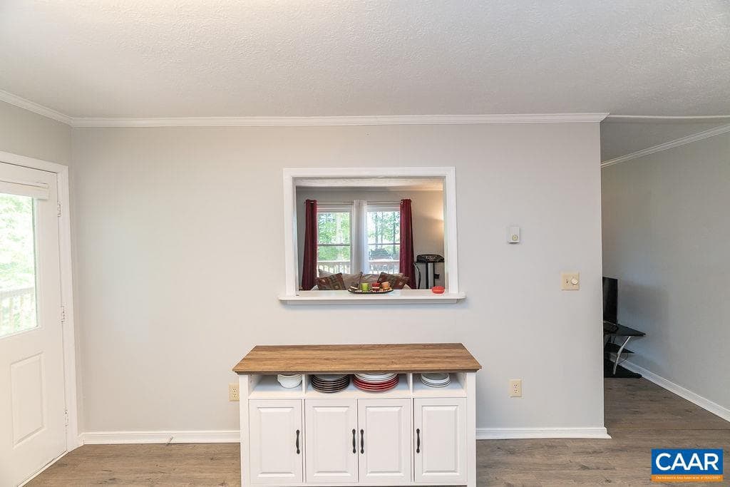6920 Albevanna Spring Rd photo 12