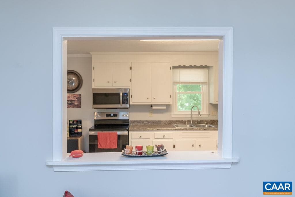 6920 Albevanna Spring Rd photo 7