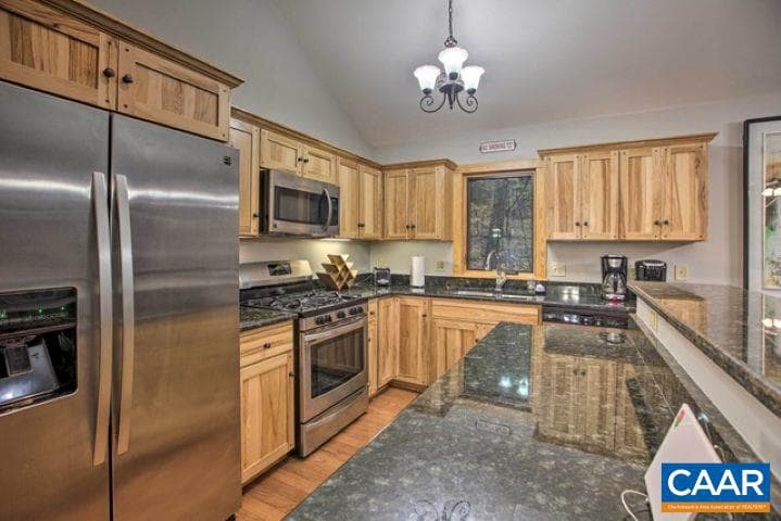 280 Fawn Ridge Dr photo 5